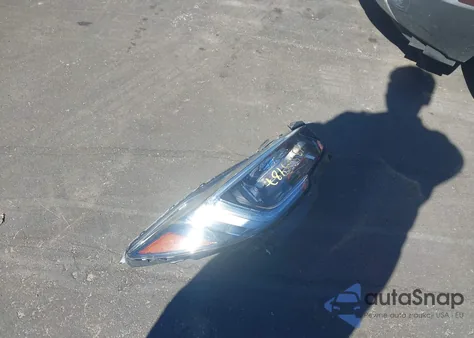 2019 Subaru Outback 2.5I Limited из США, поврежденный, VIN 4S4BSANC4K3237647